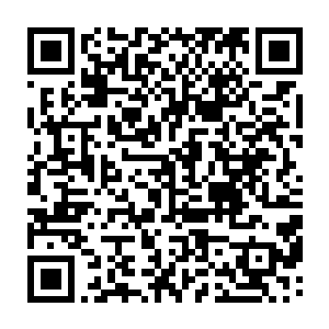 心思细腻的他一下子看出了荆棘小队众人对马文的态度出现了微妙的变化二维码生成