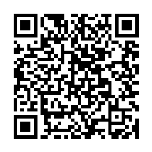 恐怕飞行的距离并不比以前乘坐顾胭脂的飞船飞几年的距离近二维码生成