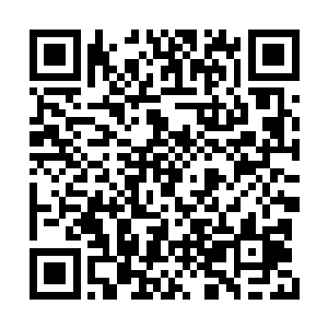 惊的是元朗现在所在的位置距离夏凝裳很近很近二维码生成