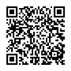 愤怒正在用尽自己所有的理智和力量压制着某种难以言喻的渴望二维码生成