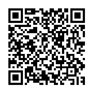 慕容玥见陈姨娘和慕容霜这两个碍眼兼碍事的家伙没再跟上来二维码生成