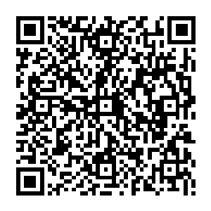 我不能利用我和秦倚天之间的感情来请求你来做这件事情――如果我这么做了的话二维码生成