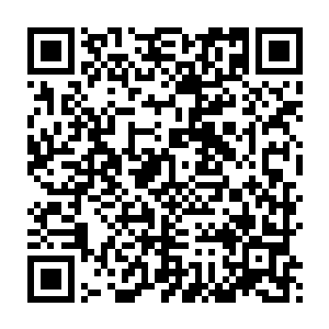 我也不介意让你见识一下四殿下暗中布在这绣品铺四周的暗卫有多厉害二维码生成