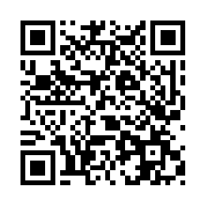 我们家的小妞妞可不敢学那个女人往脸上画画二维码生成