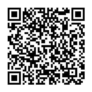 我可没见过人可以徒手就把一辆车推翻的……至少你这样身材能做到这点的二维码生成