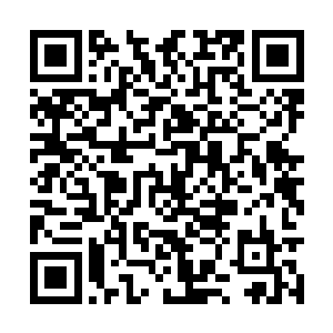 我知道他是在医院里上了药便随便找了条长凳睡下二维码生成