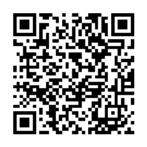 所以孙大使不得不分出很大一部分精力去核准和校正账务二维码生成