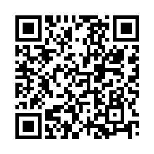 手中的小手枪是阻挡不了不勇敢的红二维码生成