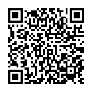把最终统计出来的质检考试排名表放在了校长钟景华的办公桌上二维码生成