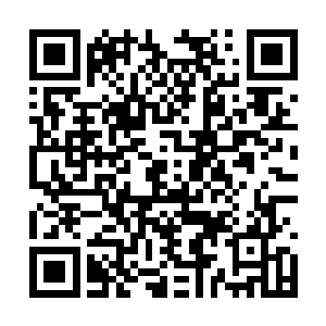 拉出千万里距离的小世界已是一颗小小的银色星辰二维码生成