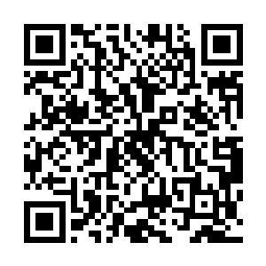 方炎一巴掌又一巴掌抽他耳光的画面就像是一个浓疮在他的二维码生成