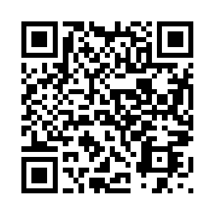 明亮的眼眸里带着一丝淡淡的不安二维码生成