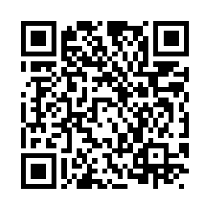 期间我们烈焰佣兵团和他们也暗中斗过了几次二维码生成