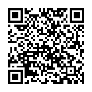 李谦昨天就已经安排邹文槐和黄文娟逐一的打电话过去二维码生成