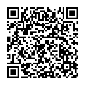 杨玄凤火舞和杨影儿三个人的身影也瞬间出现在了杨戬的视线之中二维码生成