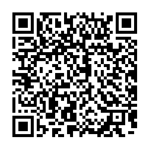林烽又给张真等几个高中的死党朋友们打了电话一一邀请他们后天来参加庆功宴二维码生成