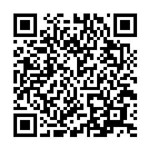 林铭的父母经营这间酒楼每年拿固定的收入和一部分提成二维码生成