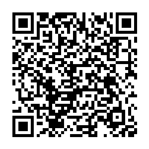 欢喜哥和韦斯特终于成功的转到了一条居然一个人都没有的小街上二维码生成