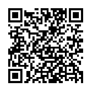 正不疾不徐的朝着南城一处连绵数里大小的宅院飞遁而去二维码生成