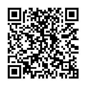 正在旁边修炼的庞四海也是猛然间察觉到了某种莫名的危机二维码生成