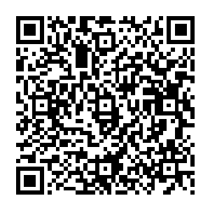 正在王攀他们准备动手的油田上面的时候・王攀正准备让王飞把该准备的东西准备好二维码生成