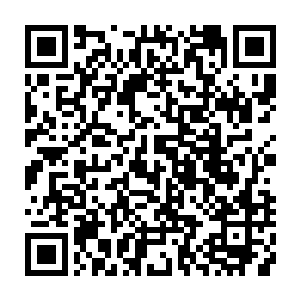 正在迈克解释的时候马特这时从浴室里走了出来看到了贝海笑着轻轻的点了头二维码生成