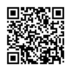 此刻这对年轻的父母还真不敢和主任发火二维码生成