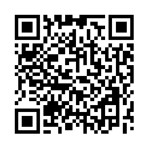 每一柄玉质小剑都散发出耀眼而璀璨的光芒二维码生成