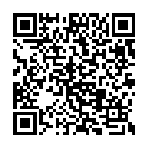 水刀又重新化作了一串串水珠顺着门缝淌了下去二维码生成