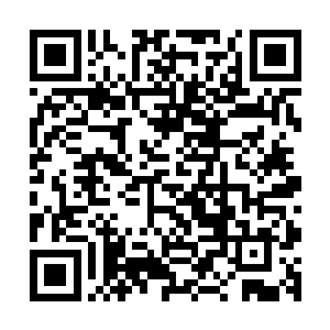 没想到过他会为了帮她处理家里的事儿丢下一项五十亿的项目二维码生成