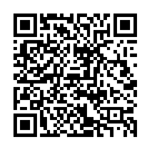 波旬梭被新型原子弹的爆炸弄得在海面上不断的颠簸着二维码生成