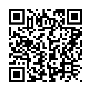 流墨墨还没反应过来就被两根透明的手指捏住二维码生成