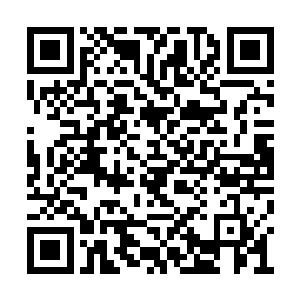 满身的汗水不仅让身上的衣服完全黏在了皮肤上二维码生成