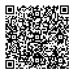 爱与不爱的区别大概就是曾经见白雪皱眉也会心疼的他现在看见白雪这么落魄也心无波澜了吧二维码生成