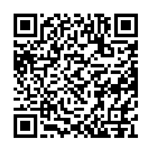 甚至现在他已经感受到周围有人用嘲讽的目光在二维码生成