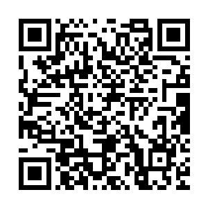 用自己炙热的胸膛去唤起当初徐敏静第一次被自己抱住的回忆来二维码生成