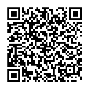 甲板上一排排身穿黑色战甲气息强大无比的护卫也浮现在众人眼中二维码生成