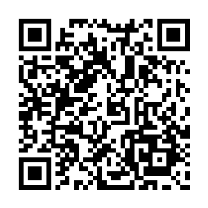 的剧本丢回了桌面上那一堆已经拒绝的剧本之中二维码生成