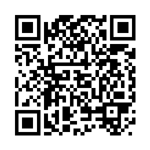 看到他们手中的武器甚至还有斧头和木棍二维码生成