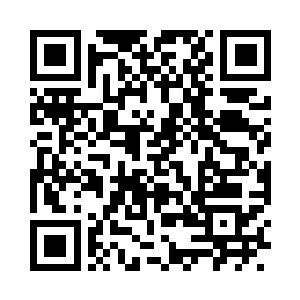 眼睛里残留着又惊又怒又不敢置信的神情二维码生成