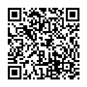 石林高中宽大的校服都遮挡不住林春燕傲人身材二维码生成