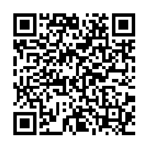 穿过怒风级飞艇中间那可以同时让三个人过去的宽敞的通道二维码生成