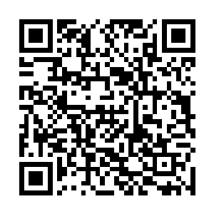 立刻就活了心思――她家里住着一小间黑洞洞的破房子二维码生成