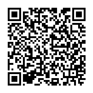 端着一支ak步枪都兴奋得嘴角一直在嗬嗬嗬的发出无意识声音配合自己的枪声二维码生成