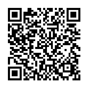 第一次漠视了在榻位上欢喜跟他打招呼的晨哥儿二维码生成