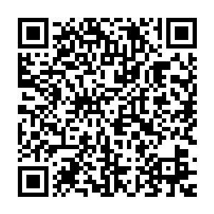 第三次就进了她的办公室――她明明知道我是仇家的人还愿意见我二维码生成