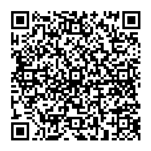 老大我决定了这辆悍马太他吗的费油了我想趁早卖了它换辆车开你要急用钱不管用多少都够了二维码生成