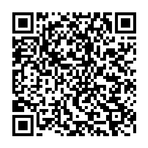 而且居然还在瞬息之间化解了他刚刚那一击中所蕴含的死亡大道法则的力量二维码生成