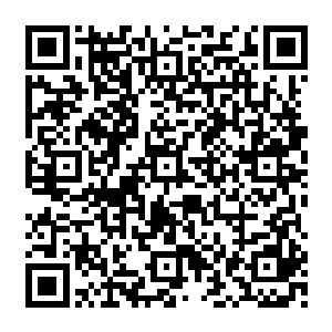 而且艾格还真的2005年去香港参加迪士尼的开幕式……不过上海迪士尼选址这个是我瞎编的二维码生成
