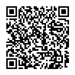 而且让人惊心动魄的是在那巨大的漩涡之中有出现了一杆巨大的长矛二维码生成